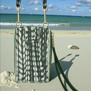 AIMEE KESTENBERG OUT OF OFFICE CROSSBODY WALLET PHONE MINI BAG GLOVE LEATHER